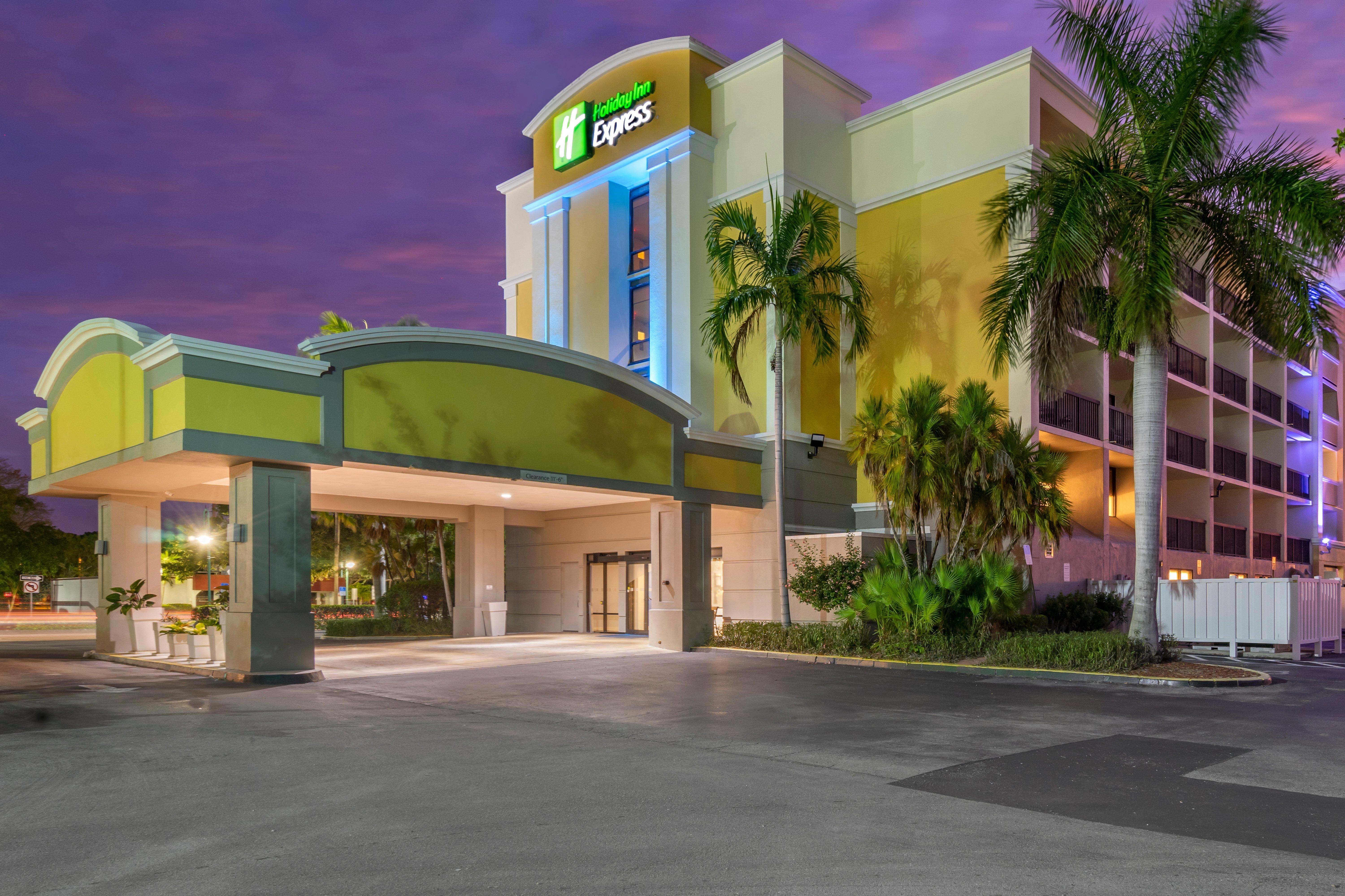 Holiday Inn Express Cape Coral-Fort Myers Area By Ihg Eksteriør bilde
